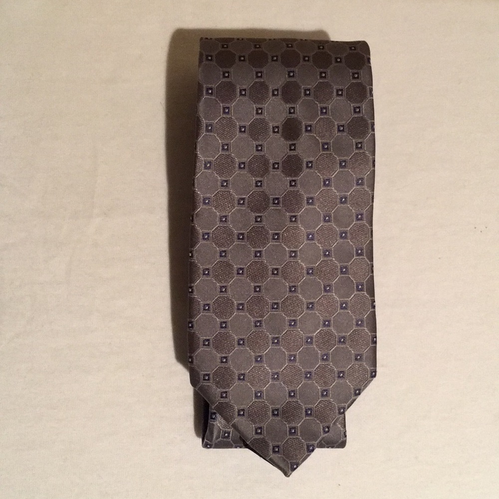 Tommy Hilfiger Silver and Gray Necktie